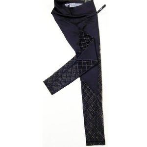 New Victoria Sport Mesh Knockout Tight (XS)